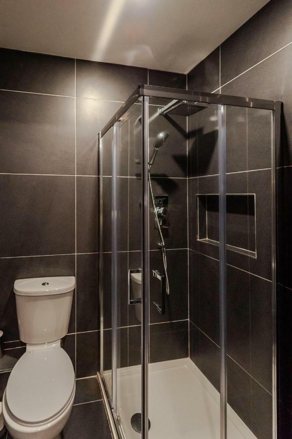 The Town House Kinsale, Hosted By Exquisite Holiday Homes, Sleeps 16 Exterior foto